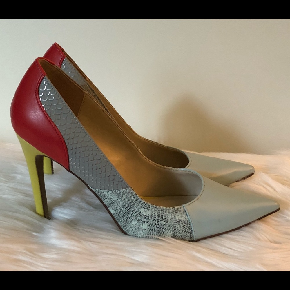 Rock & Republic Multicolored Pumps